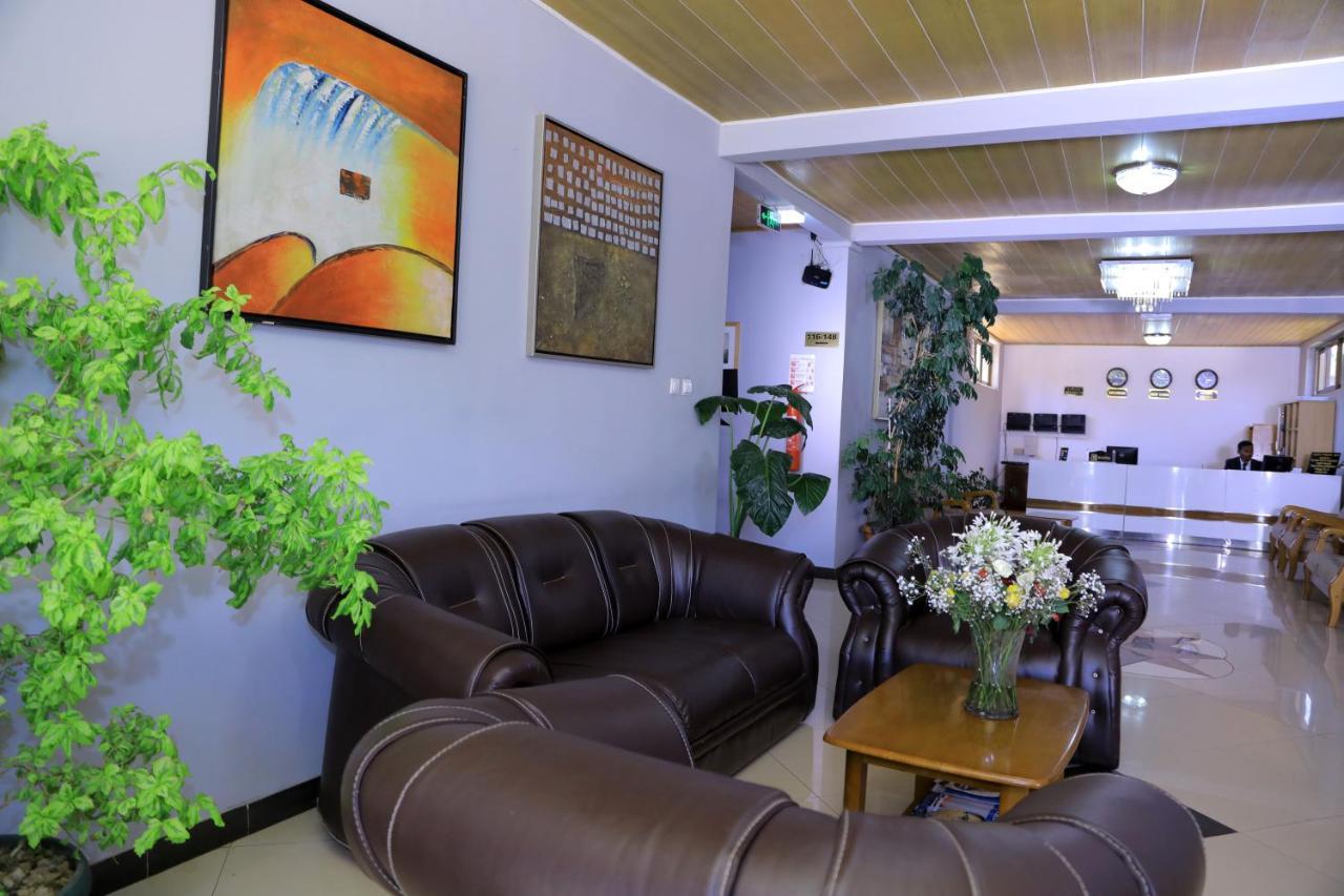 Yaya Africa Athletics Village Sululta 外观 照片